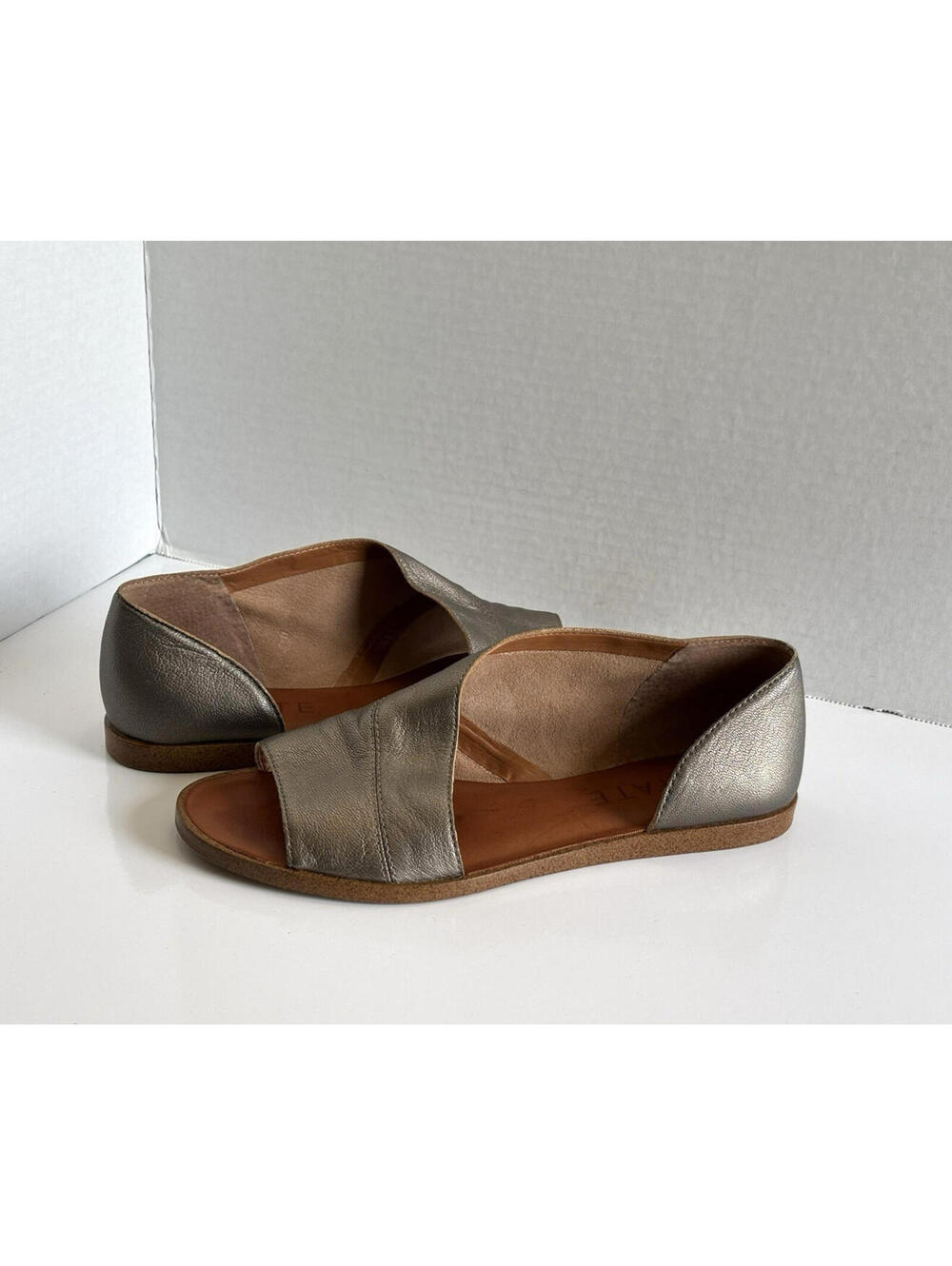 1. State Celvin Women's Size 6.5 M Pewter Leather Open Toe Cutout Slip On Flats